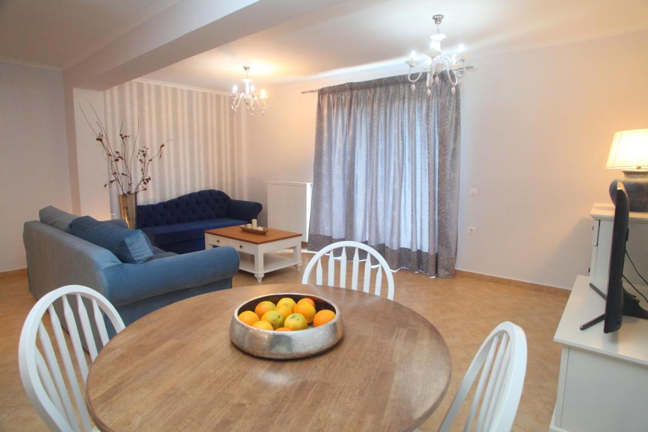 Pirofani Villa Apartments Apolpaina Exteriér fotografie