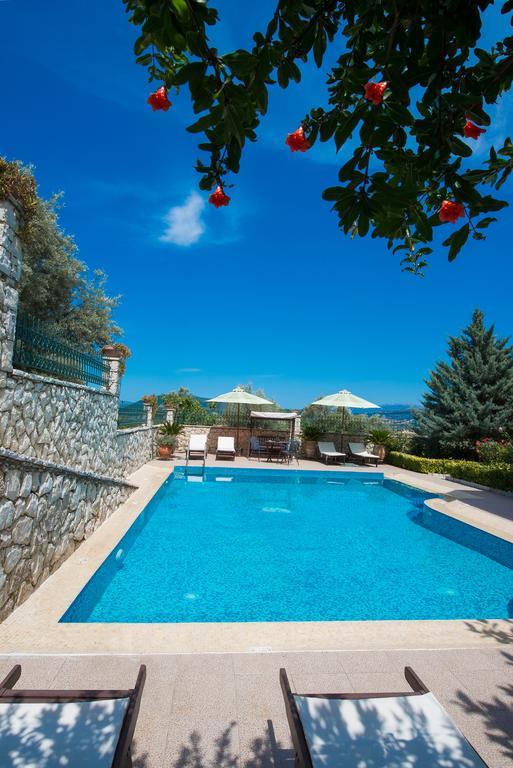 Pirofani Villa Apartments Apolpaina Exteriér fotografie
