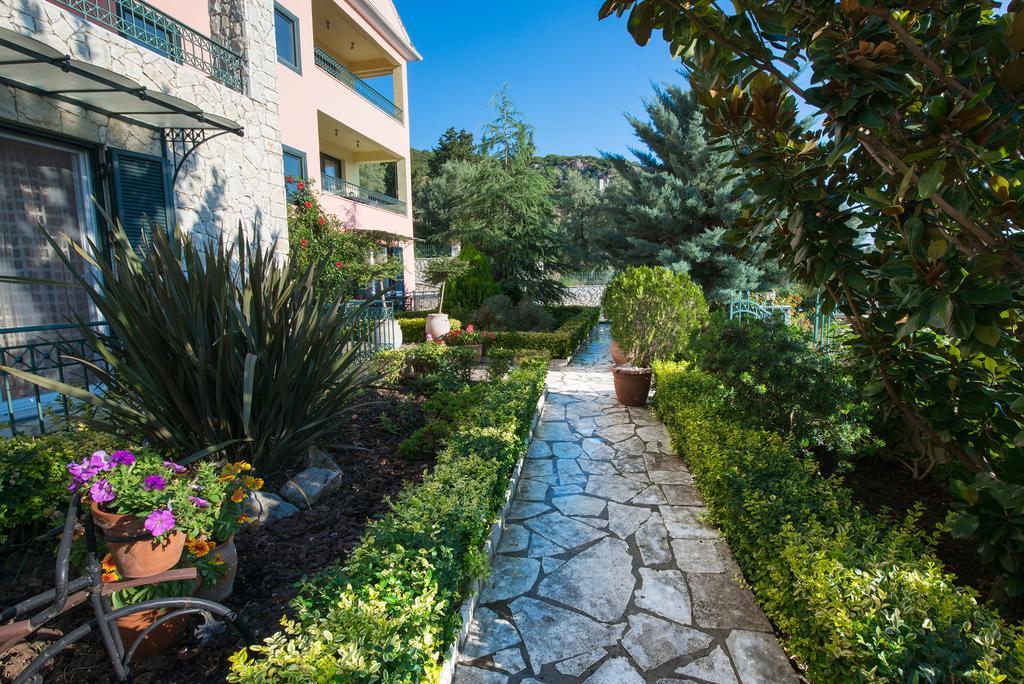 Pirofani Villa Apartments Apolpaina Exteriér fotografie