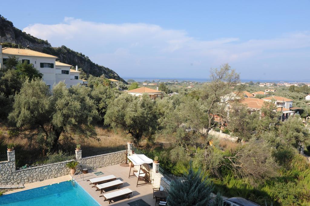 Pirofani Villa Apartments Apolpaina Exteriér fotografie